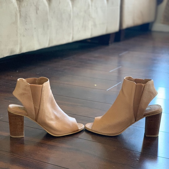 Steven Madden booties - Picture 3 of 4